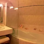 Bed & Breakfast La Nichee 3*