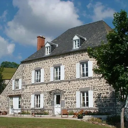 La Nichee 3* Rochefort-Montagne